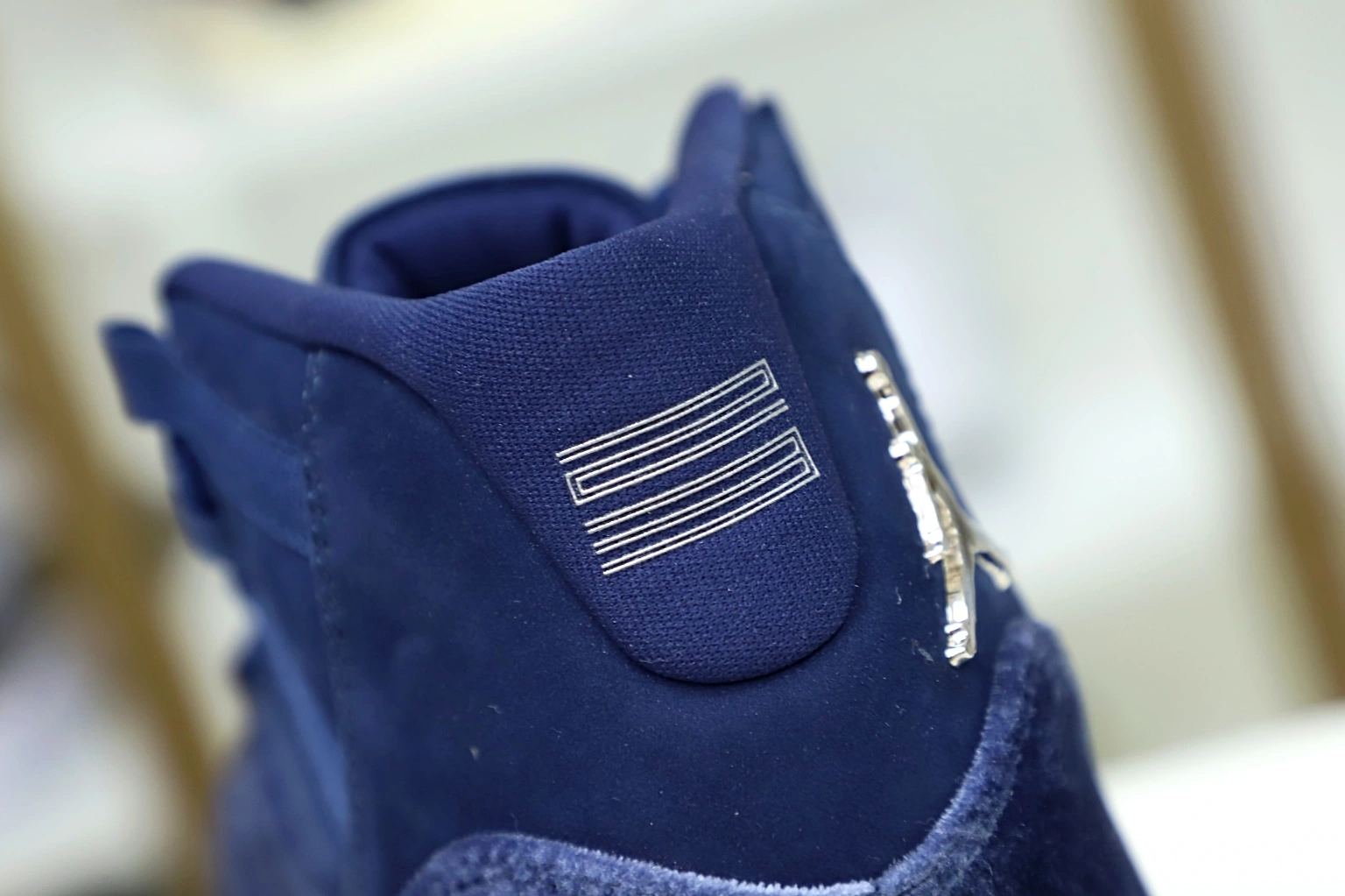 JORDAN MIDNIGHT 11 RETRO NAVY AIR 0714